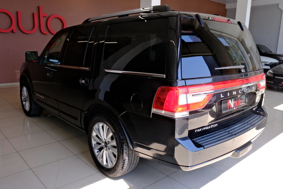 Продам Lincoln Navigator 2016 года в Одессе