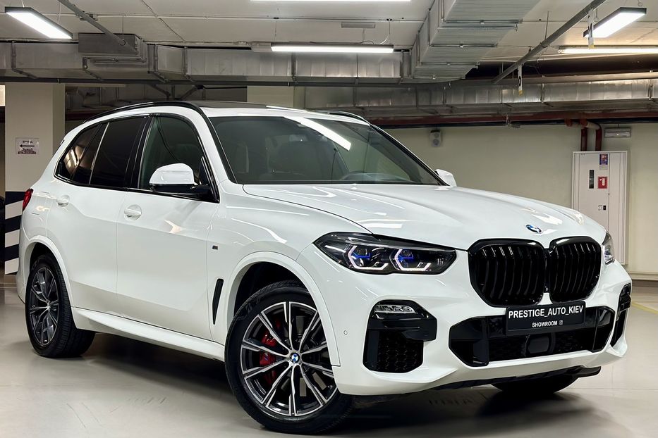 Продам BMW X5 M50i Steptronic xDrive 2021 года в Киеве