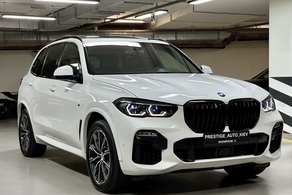 Продам BMW X5 M50i Steptronic xDrive 2021 года в Киеве