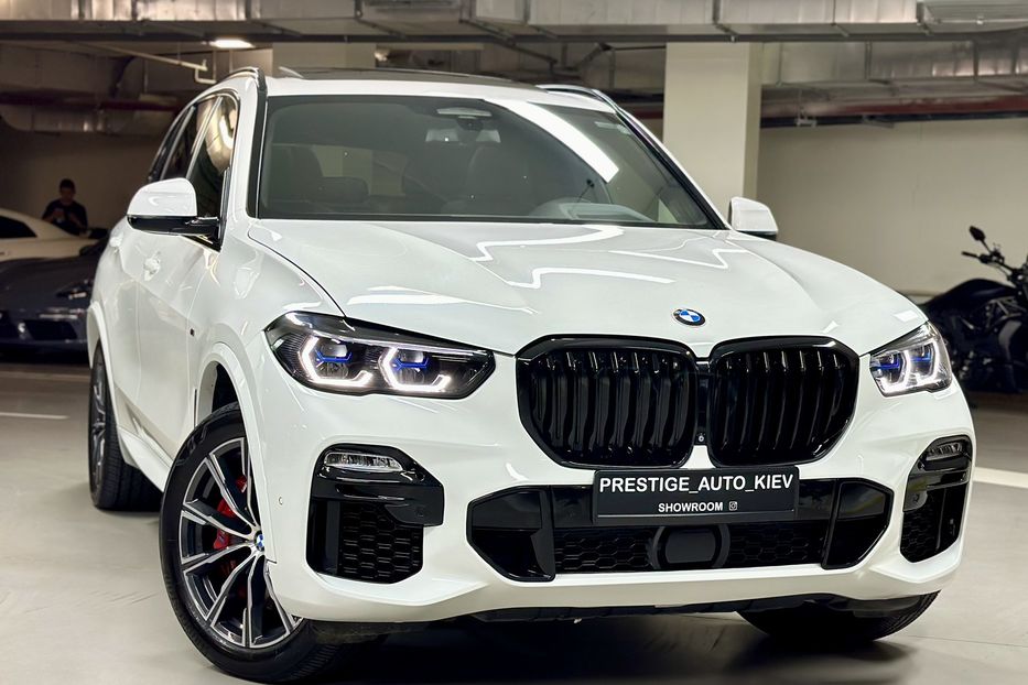 Продам BMW X5 M50i Steptronic xDrive 2021 года в Киеве