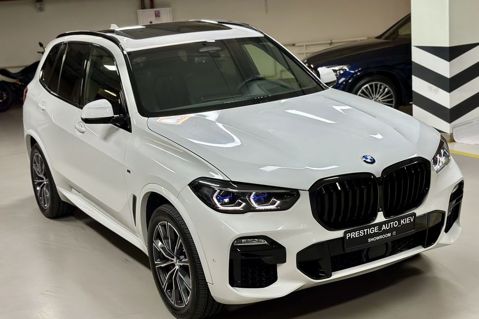 Продам BMW X5 M50i Steptronic xDrive 2021 года в Киеве