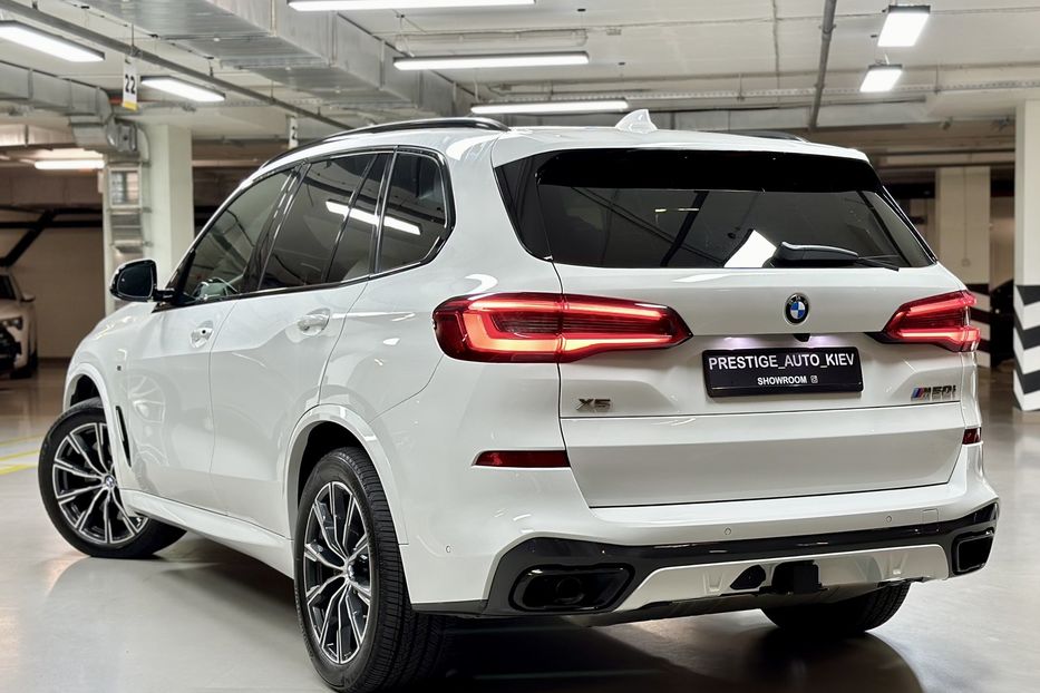 Продам BMW X5 M50i Steptronic xDrive 2021 года в Киеве