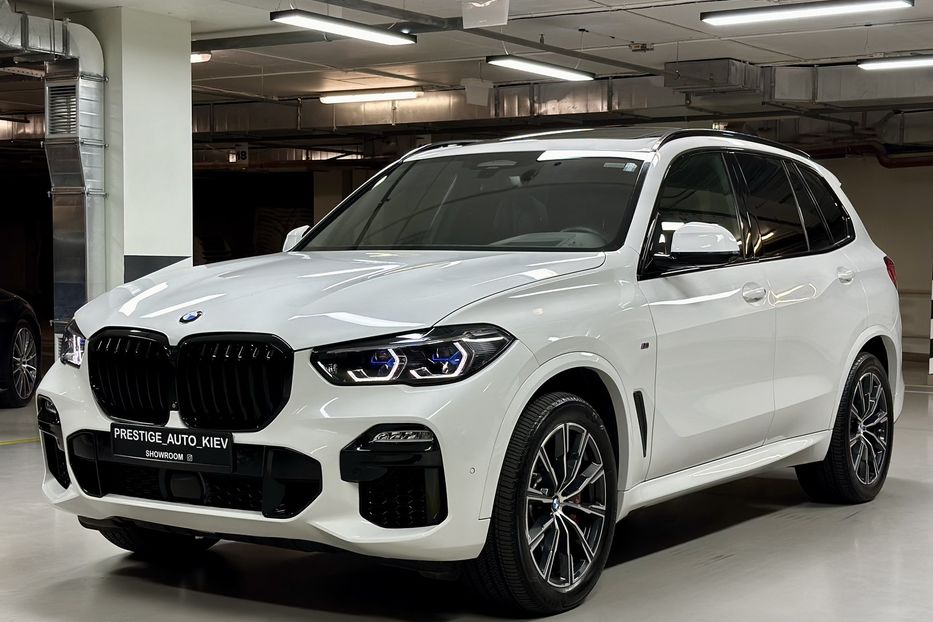 Продам BMW X5 M50i Steptronic xDrive 2021 года в Киеве