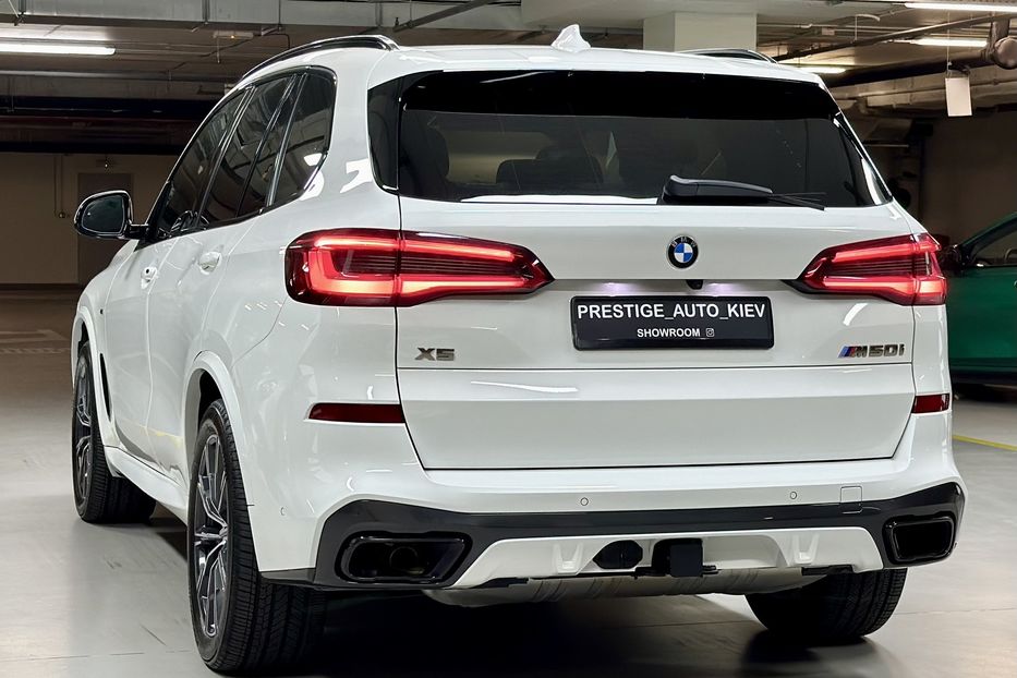 Продам BMW X5 M50i Steptronic xDrive 2021 года в Киеве