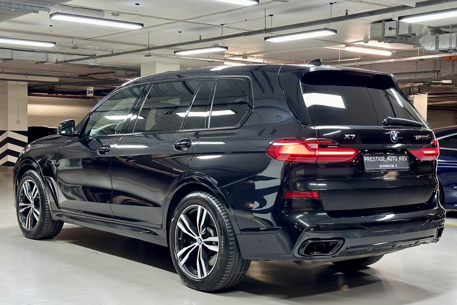 Продам BMW X7 M50i Steptronic xDrive 2020 года в Киеве