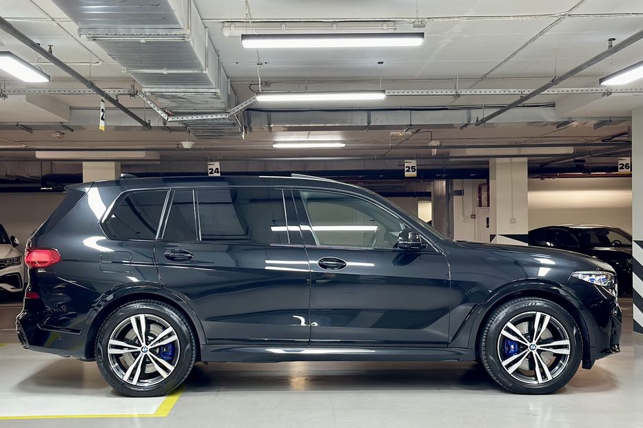 Продам BMW X7 M50i Steptronic xDrive 2020 года в Киеве