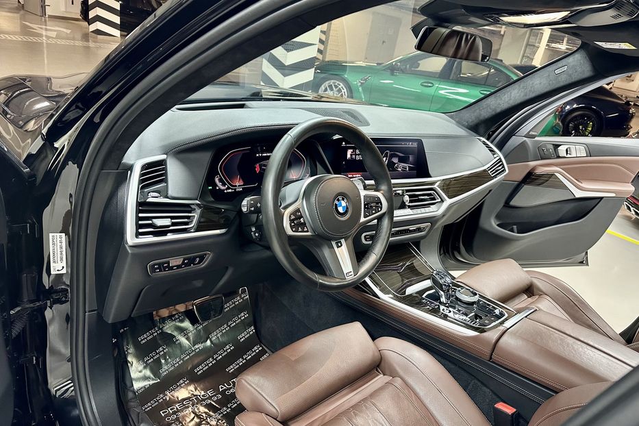 Продам BMW X7 M50i Steptronic xDrive 2020 года в Киеве