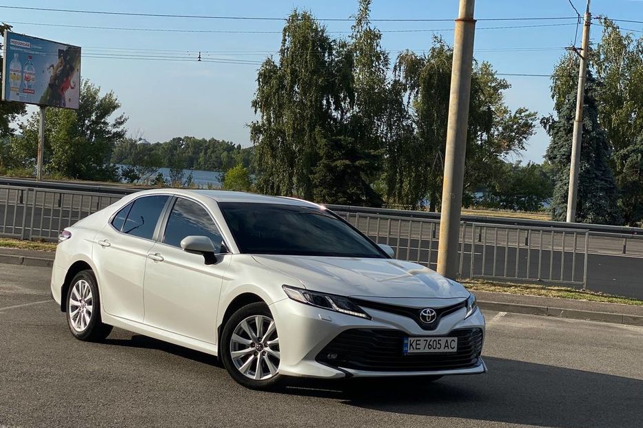 Продам Toyota Camry 2020 года в Днепре