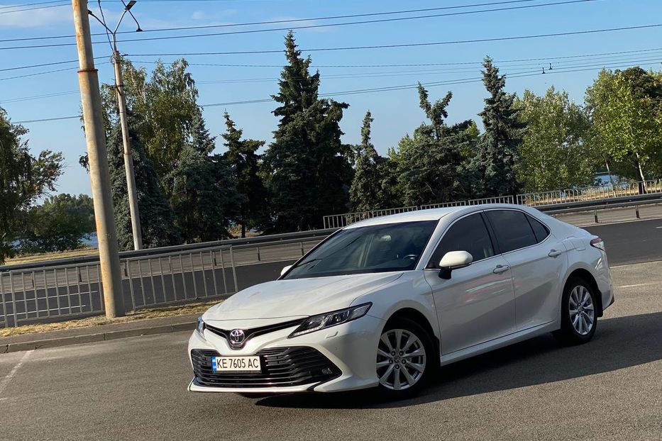 Продам Toyota Camry 2020 года в Днепре