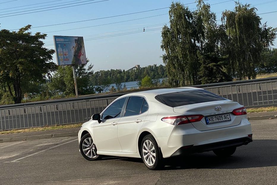 Продам Toyota Camry 2020 года в Днепре