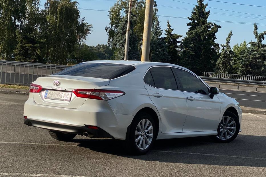 Продам Toyota Camry 2020 года в Днепре