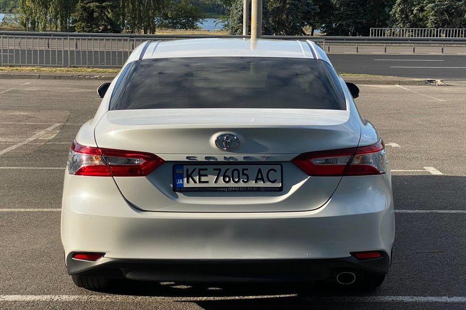 Продам Toyota Camry 2020 года в Днепре