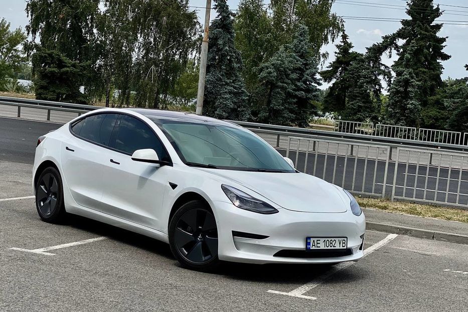 Продам Tesla Model 3 2022 года в Днепре