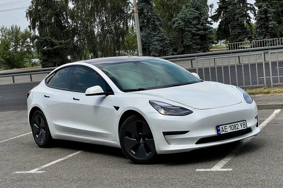 Продам Tesla Model 3 2022 года в Днепре