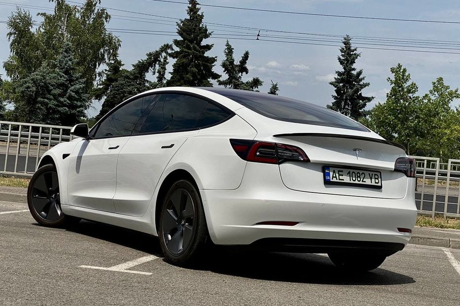 Продам Tesla Model 3 2022 года в Днепре