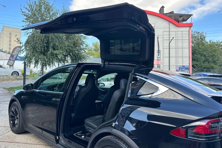 Продам Tesla Model X 2017 года в Черновцах