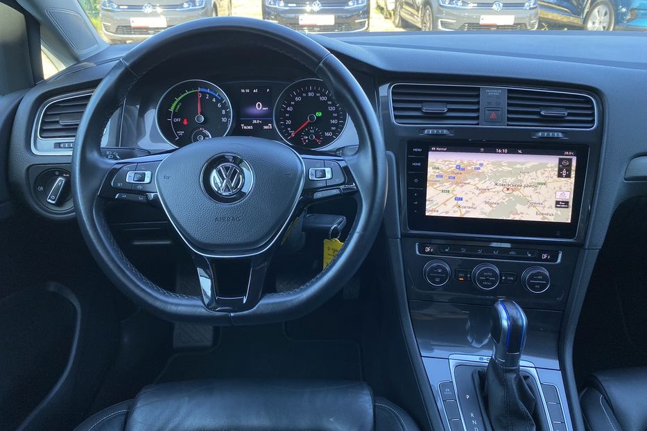 Продам Volkswagen e-Golf ТепловийШкіраАдаптивнийкруїз 2019 года в Львове