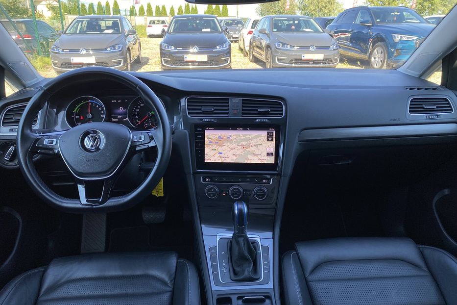 Продам Volkswagen e-Golf ТепловийШкіраАдаптивнийкруїз 2019 года в Львове