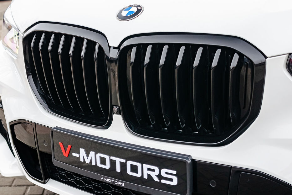 Продам BMW X5 M30d Xdrive 2022 года в Киеве