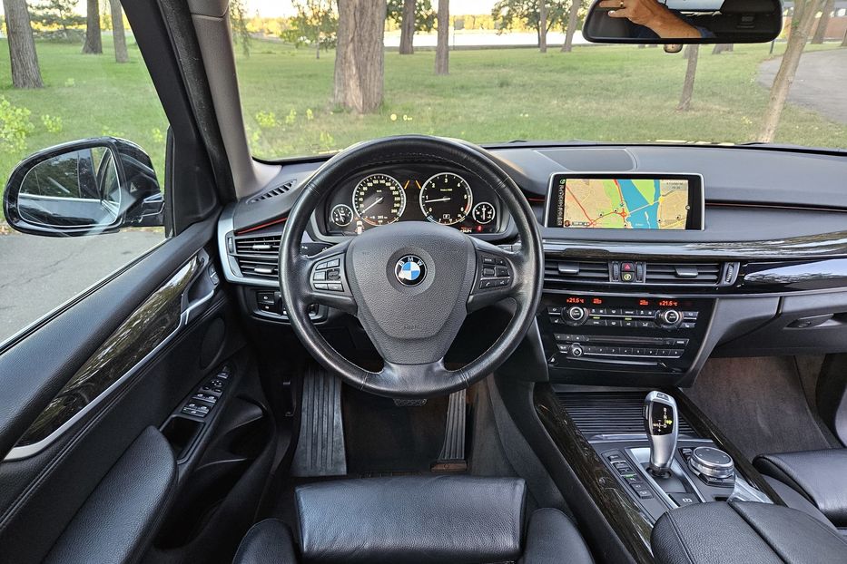 Продам BMW X5 3.0 TDI xDrive 2015 года в Киеве