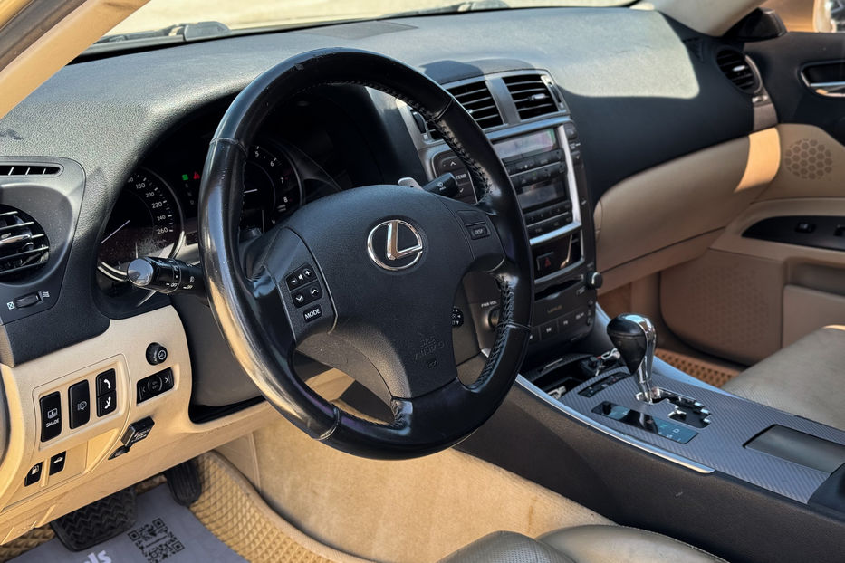 Продам Lexus IS 300 2007 года в Черновцах