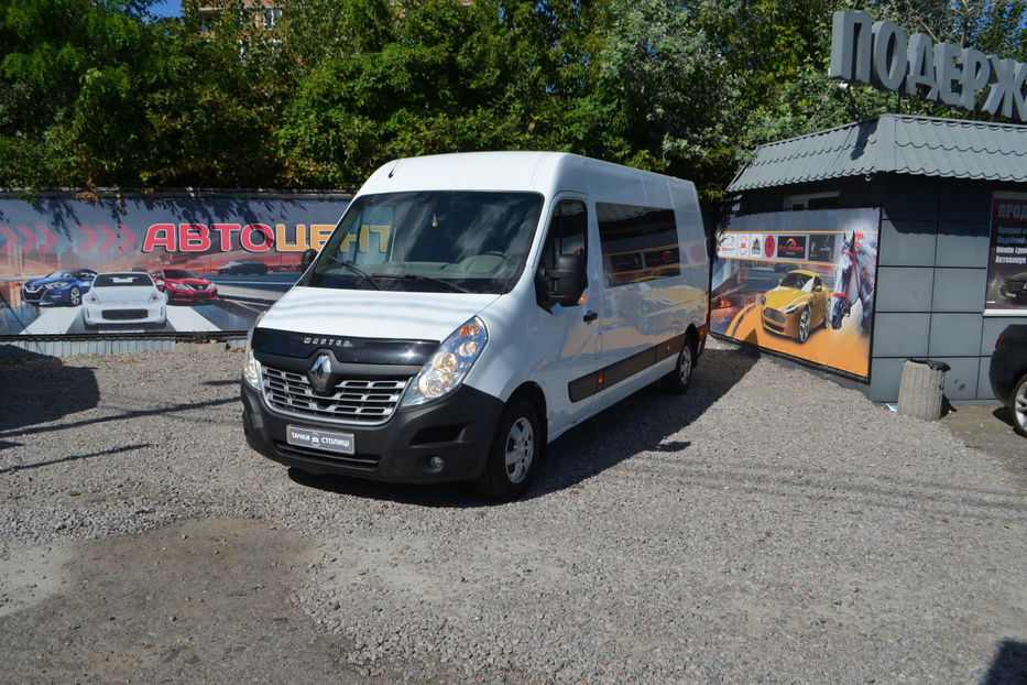 Продам Renault Master пасс. 2016 года в Киеве