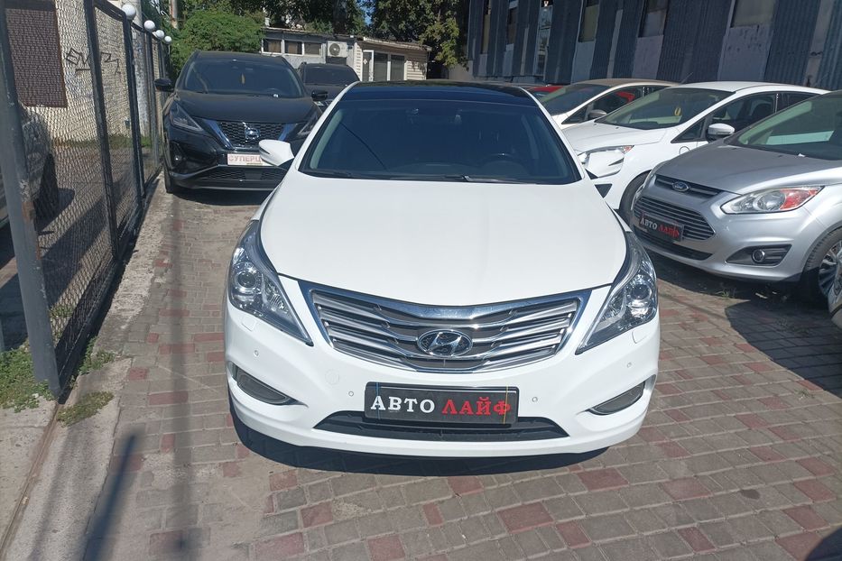 Продам Hyundai Azera максимал 2013 года в Одессе