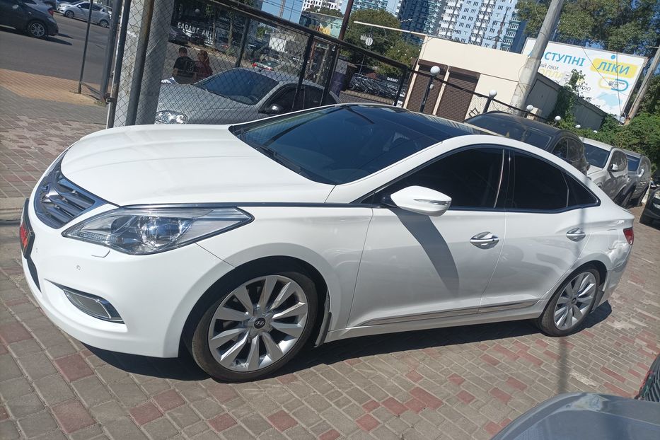 Продам Hyundai Azera максимал 2013 года в Одессе