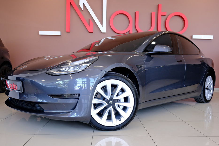 Продам Tesla Model 3 2023 года в Одессе