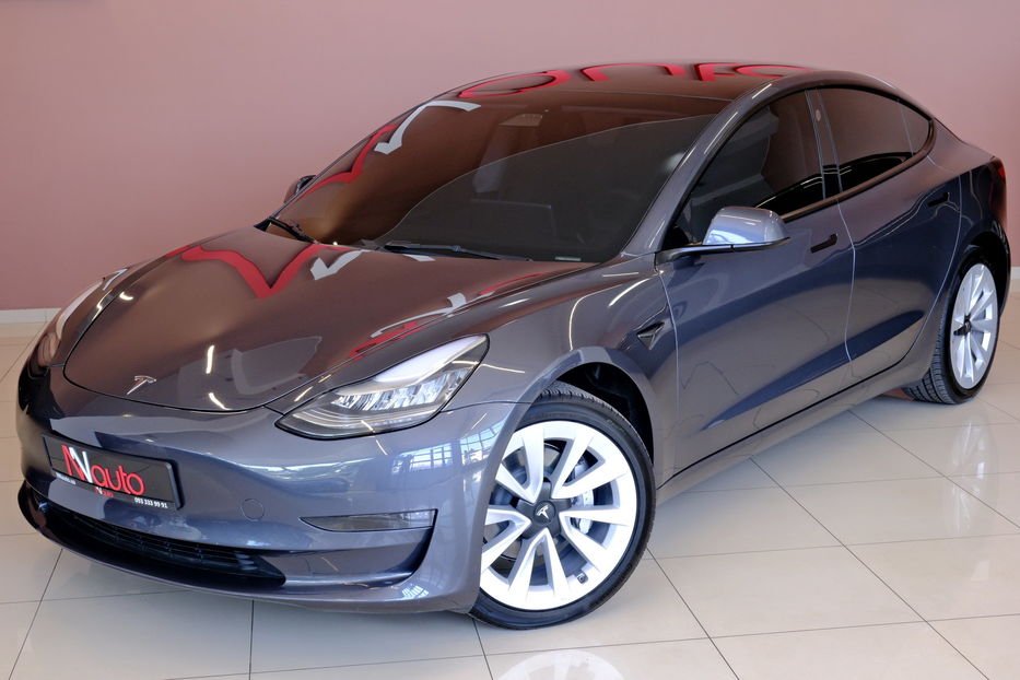 Продам Tesla Model 3 2023 года в Одессе