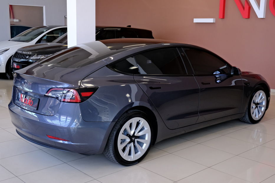 Продам Tesla Model 3 2023 года в Одессе