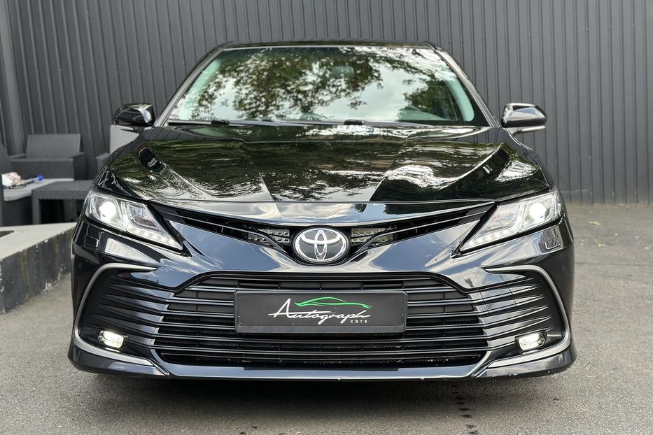 Продам Toyota Camry 2.5 Prestige 2021 года в Киеве