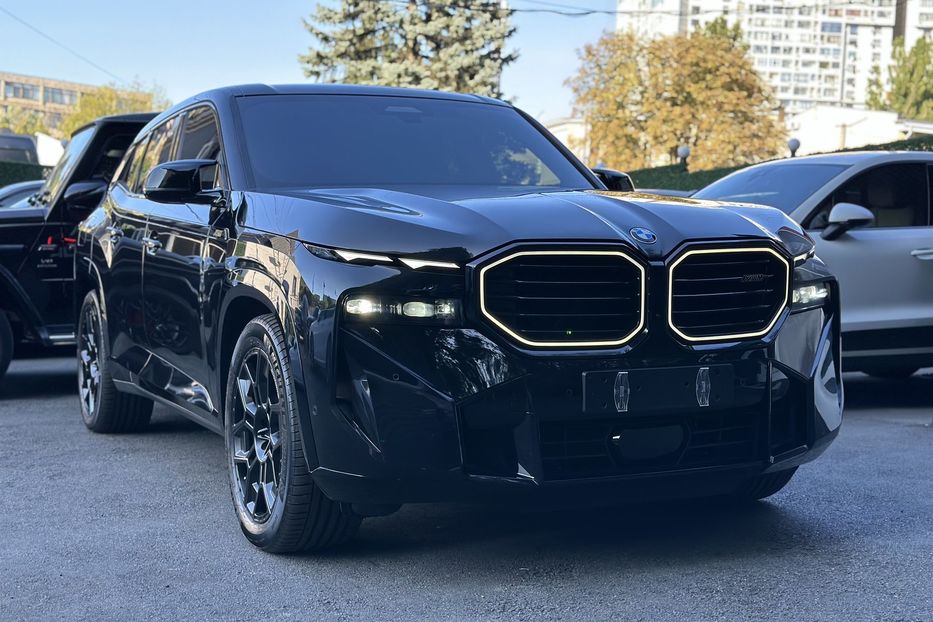 Продам BMW X M  2023 года в Киеве