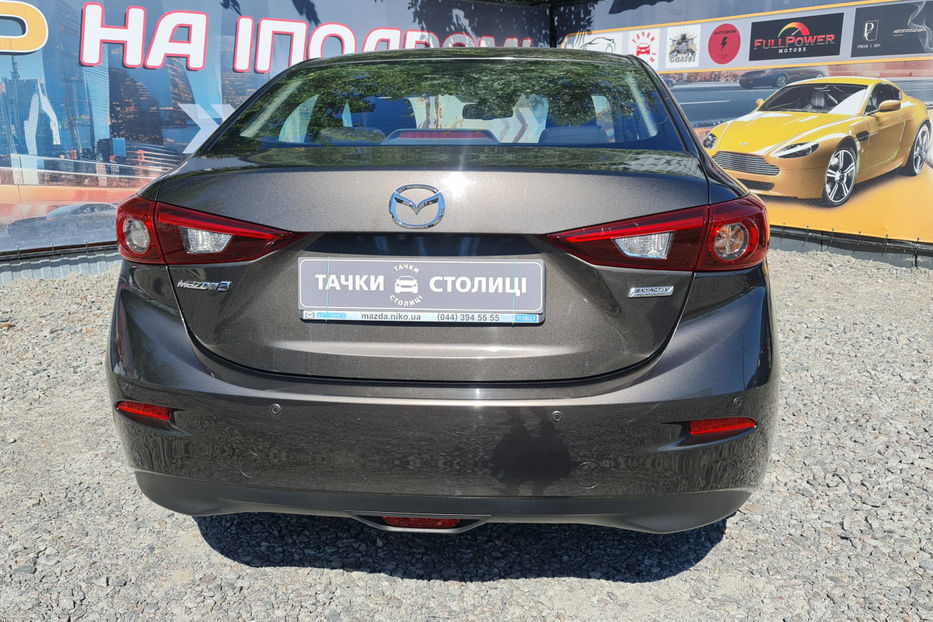 Продам Mazda 3 2017 года в Киеве