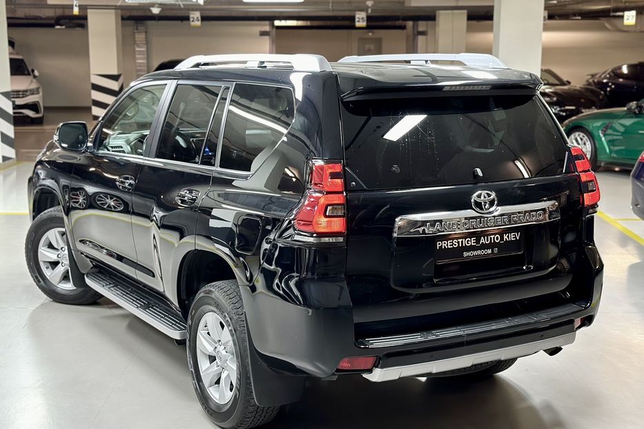 Продам Toyota Land Cruiser Prado 2020 года в Киеве