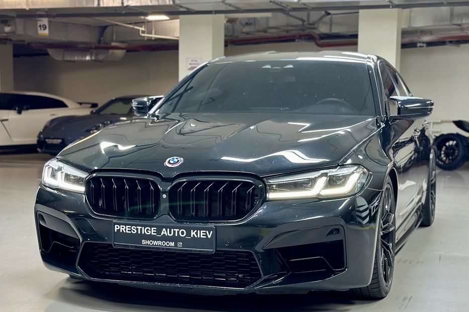 Продам BMW M5 F90 2018 года в Киеве