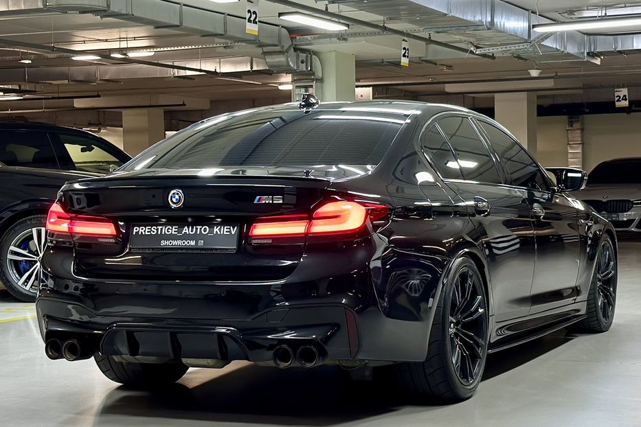 Продам BMW M5 F90 2018 года в Киеве