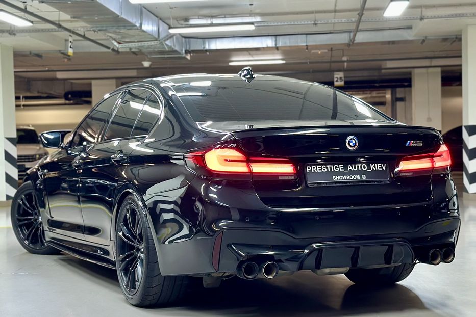 Продам BMW M5 F90 2018 года в Киеве