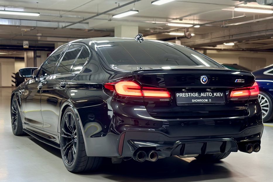 Продам BMW M5 F90 2018 года в Киеве