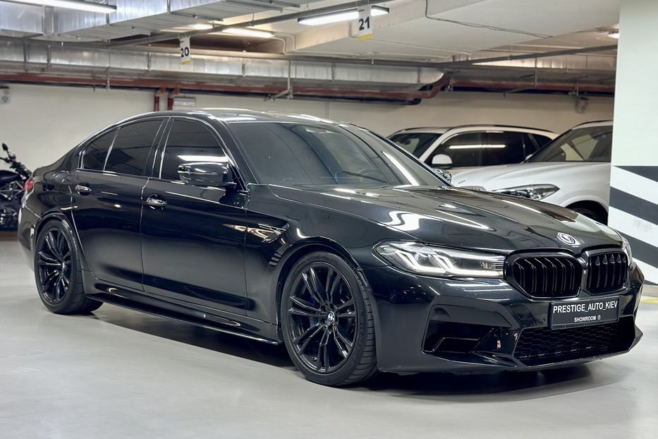 Продам BMW M5 F90 2018 года в Киеве