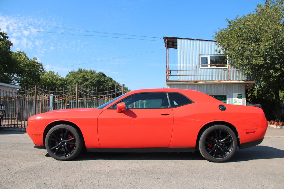 Продам Dodge Challenger SXT PLUS  2016 года в Одессе