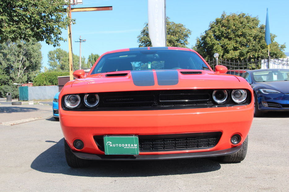 Продам Dodge Challenger SXT PLUS  2016 года в Одессе