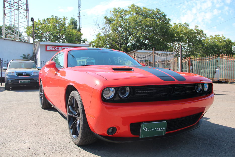 Продам Dodge Challenger SXT PLUS  2016 года в Одессе