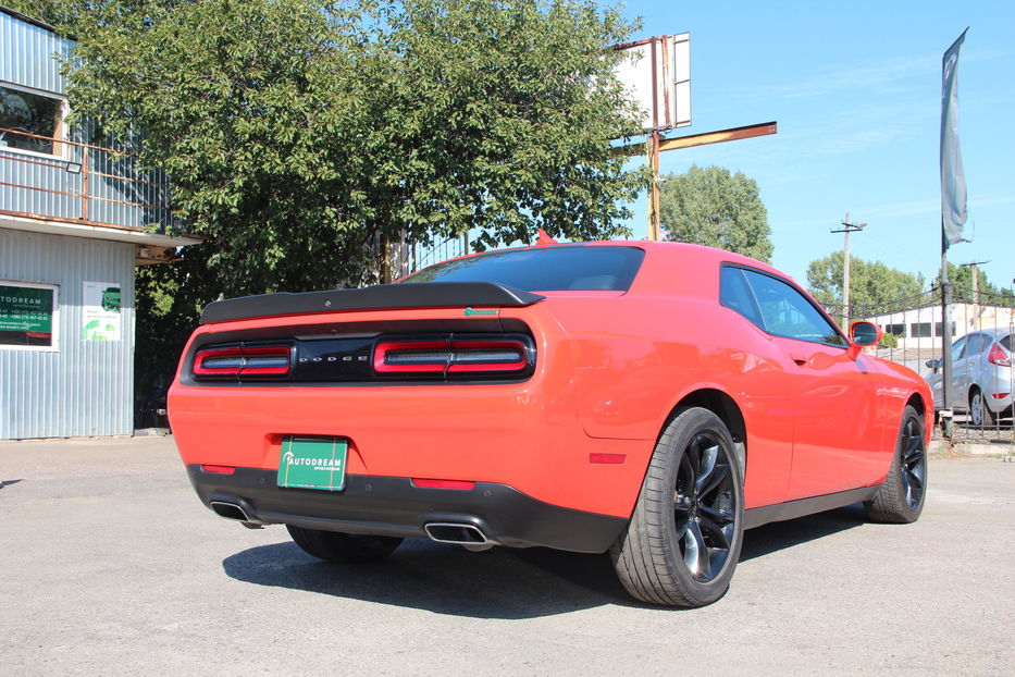 Продам Dodge Challenger SXT PLUS  2016 года в Одессе