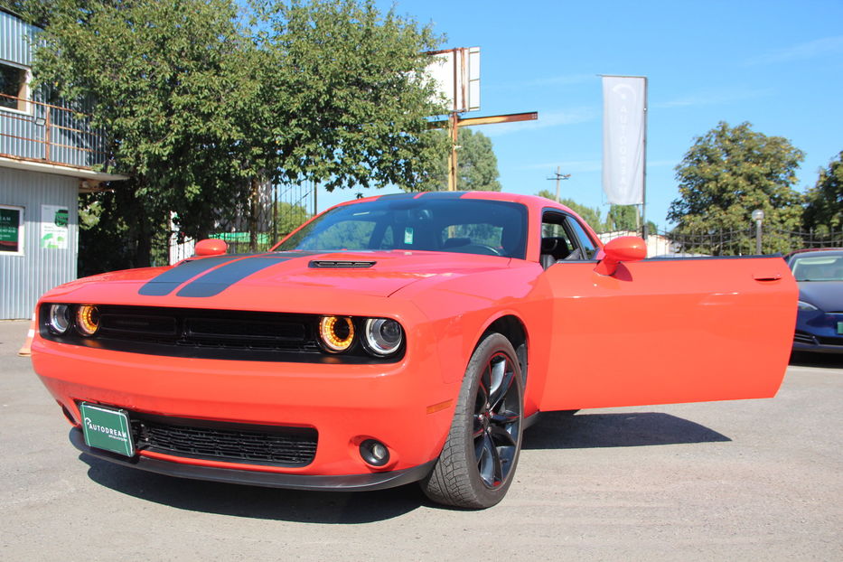 Продам Dodge Challenger SXT PLUS  2016 года в Одессе