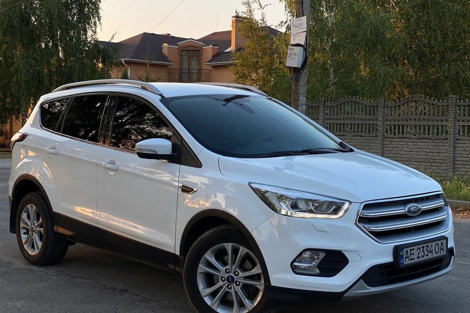 Продам Ford Kuga 2019 года в Днепре