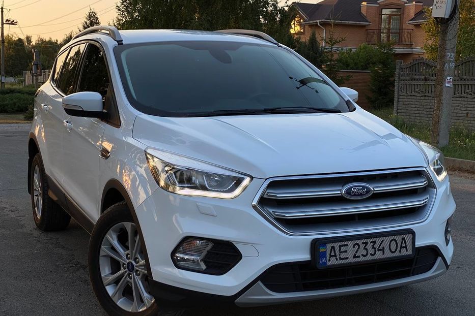 Продам Ford Kuga 2019 года в Днепре