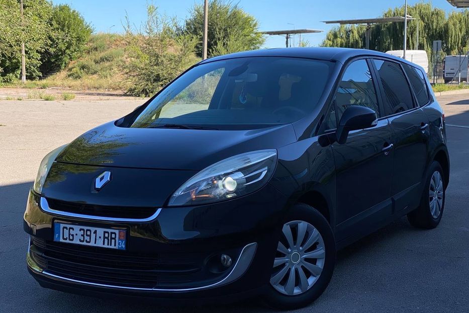 Продам Renault Grand Scenic 2012 года в Днепре