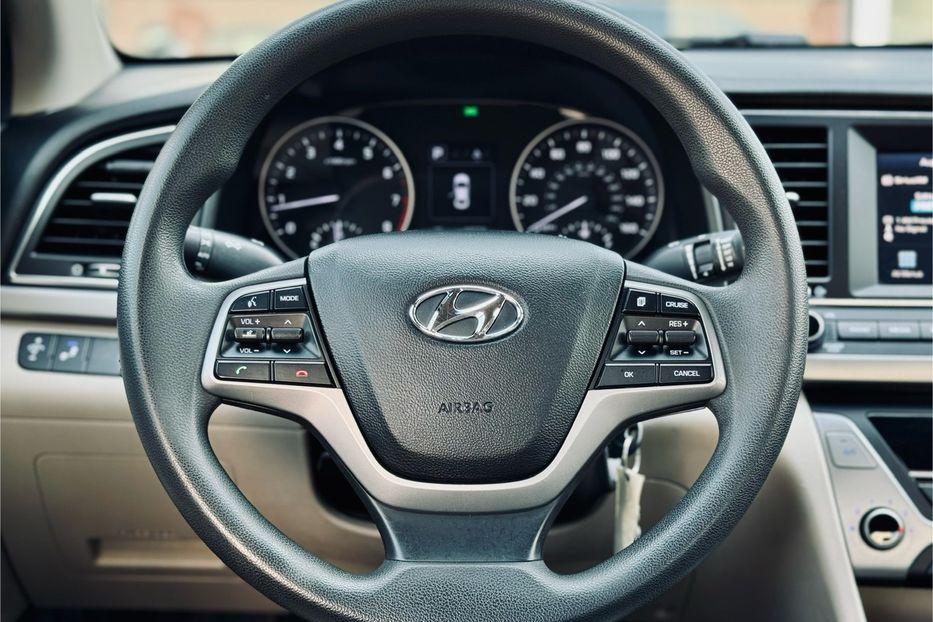 Продам Hyundai Elantra SEL 2018 года в Одессе