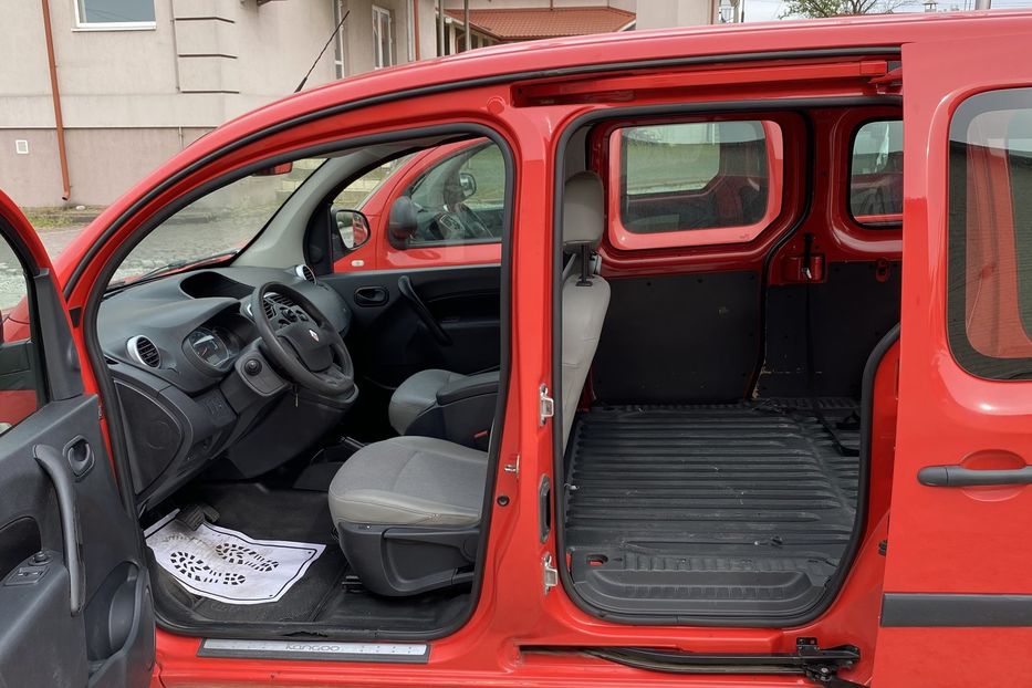 Продам Renault Kangoo груз. MAXI 2019 года в Луцке